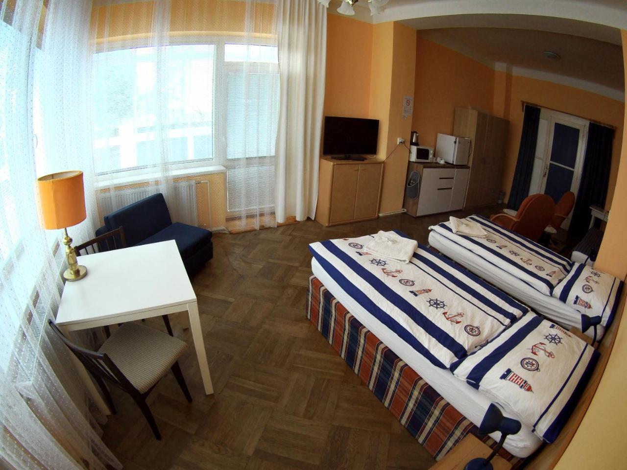 Penzion Moravia Olomouc Buitenkant foto
